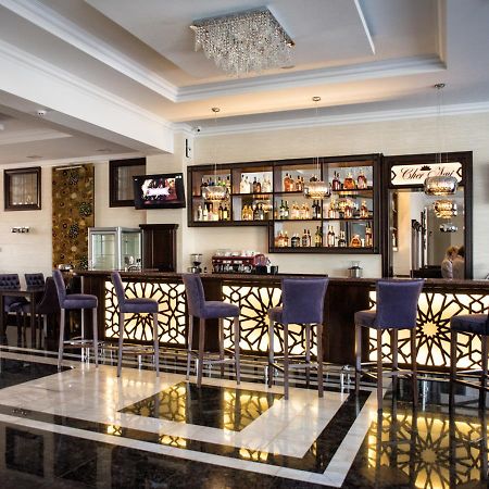 Shato Hotel Cservonohrad Kültér fotó