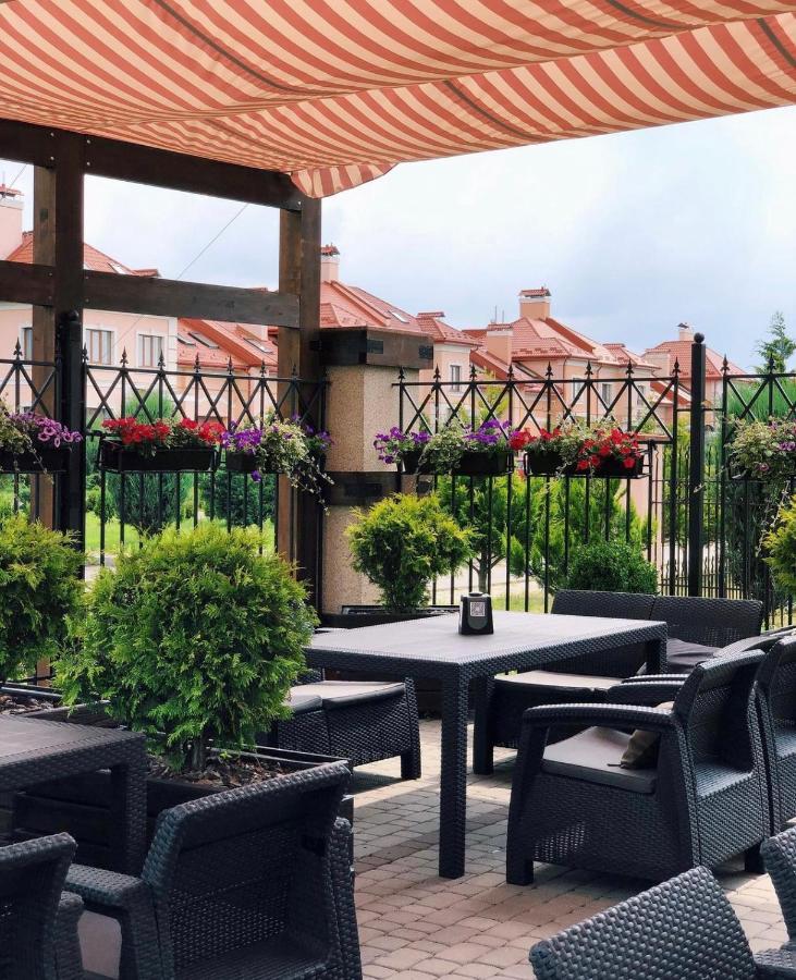 Shato Hotel Cservonohrad Kültér fotó