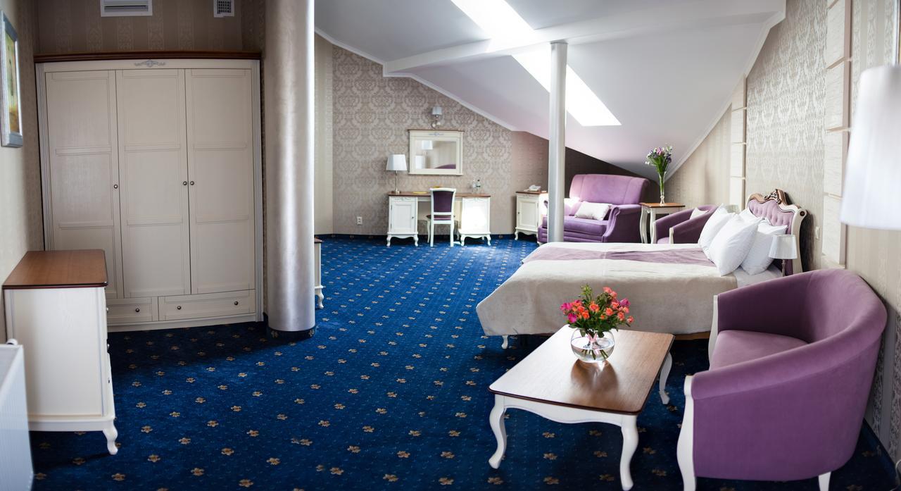 Shato Hotel Cservonohrad Kültér fotó