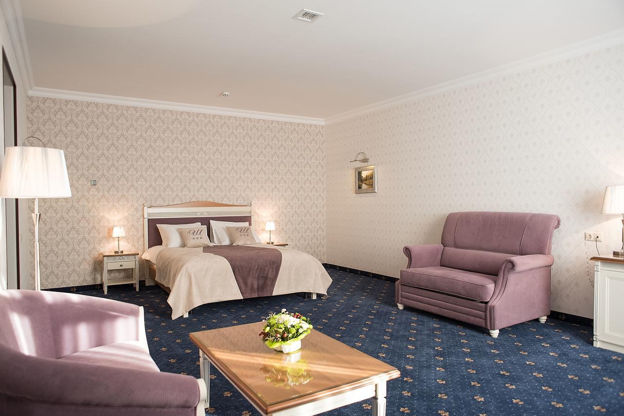 Shato Hotel Cservonohrad Kültér fotó