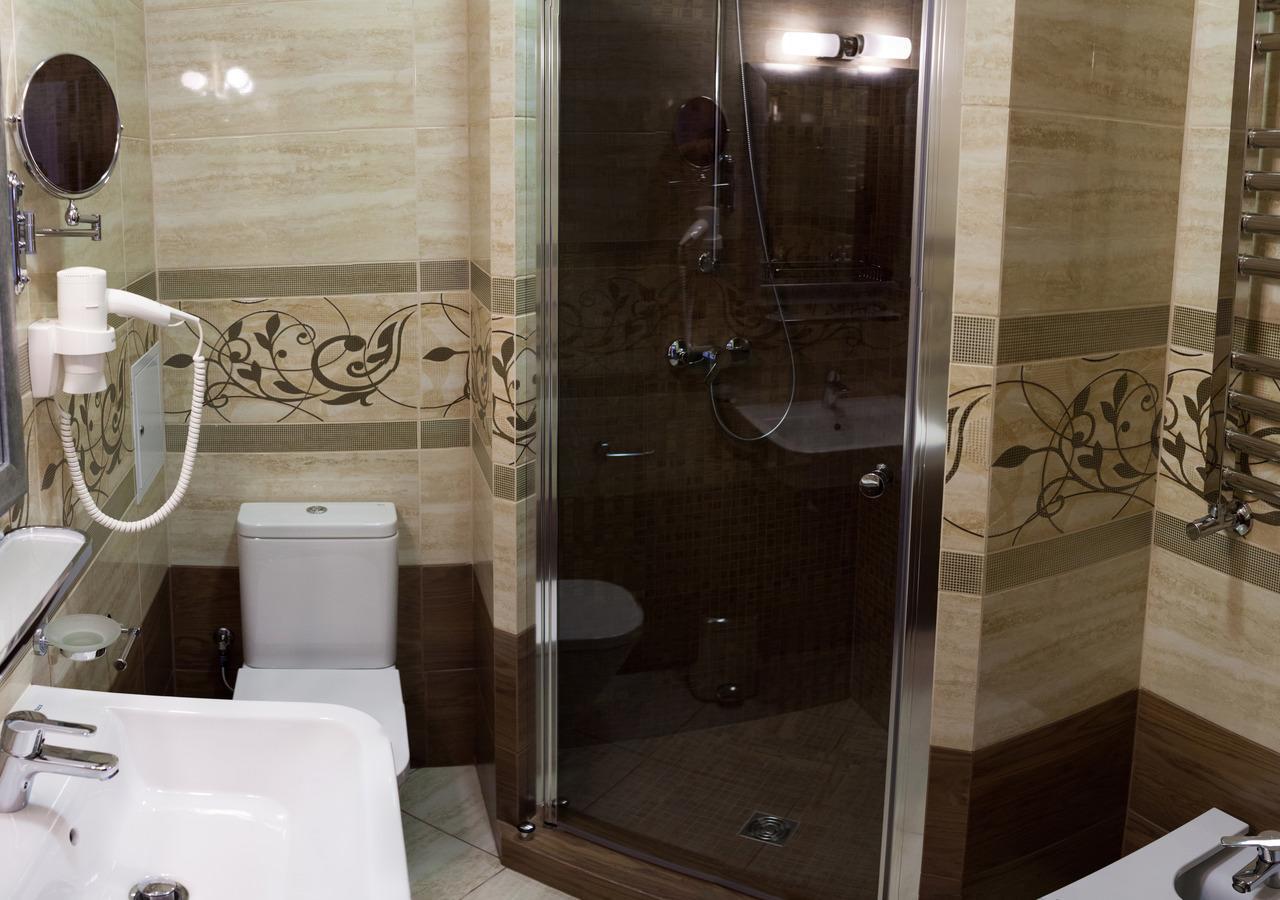 Shato Hotel Cservonohrad Kültér fotó